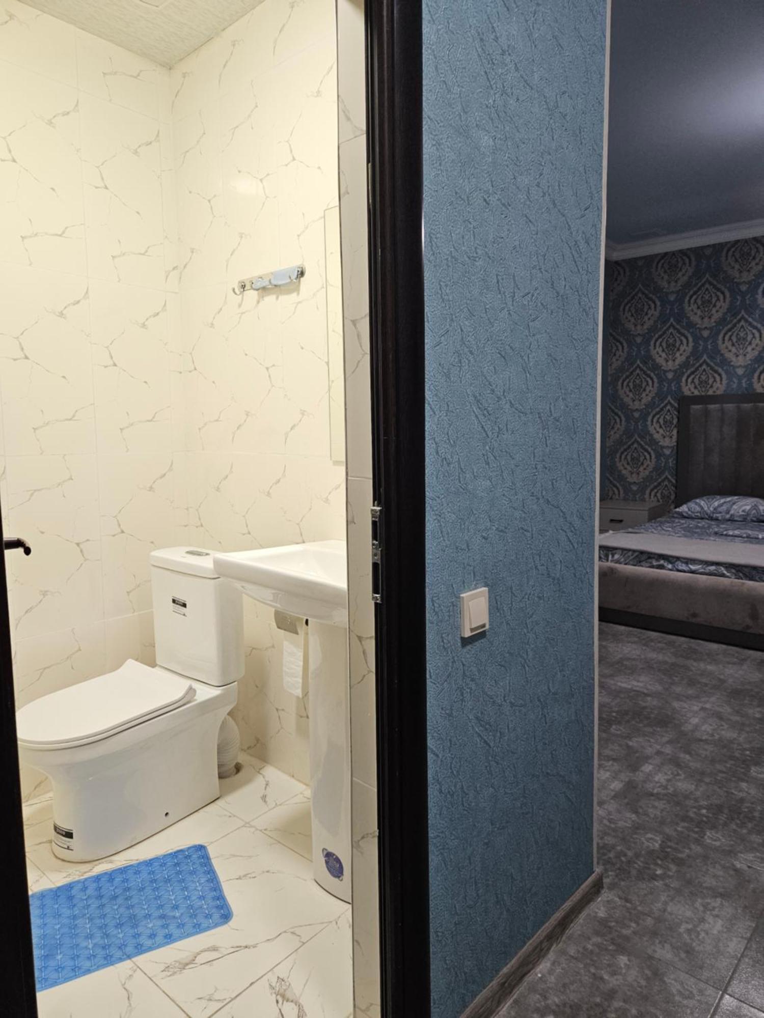 Galstyans Hotels Zvartnots Airport P'arak'ar エクステリア 写真